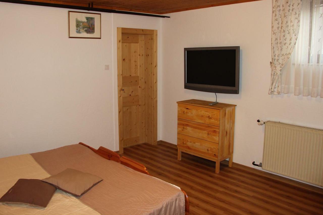 Apartments Koblar Кранска гора Екстериор снимка